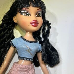 Vintage 2001 First Edition BRATZ Doll JADE